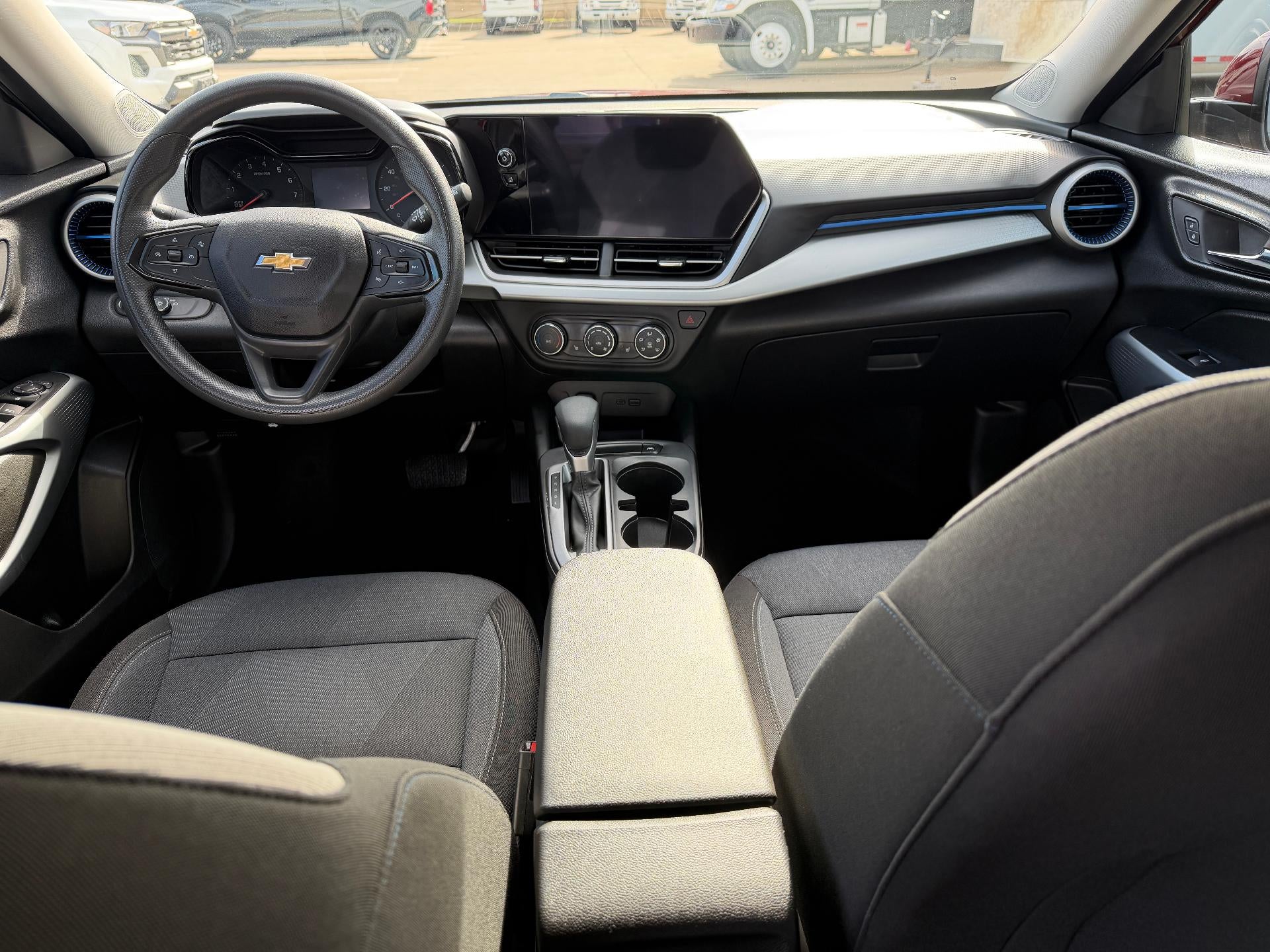 2024 Chevrolet Trax FWD 4dr LS