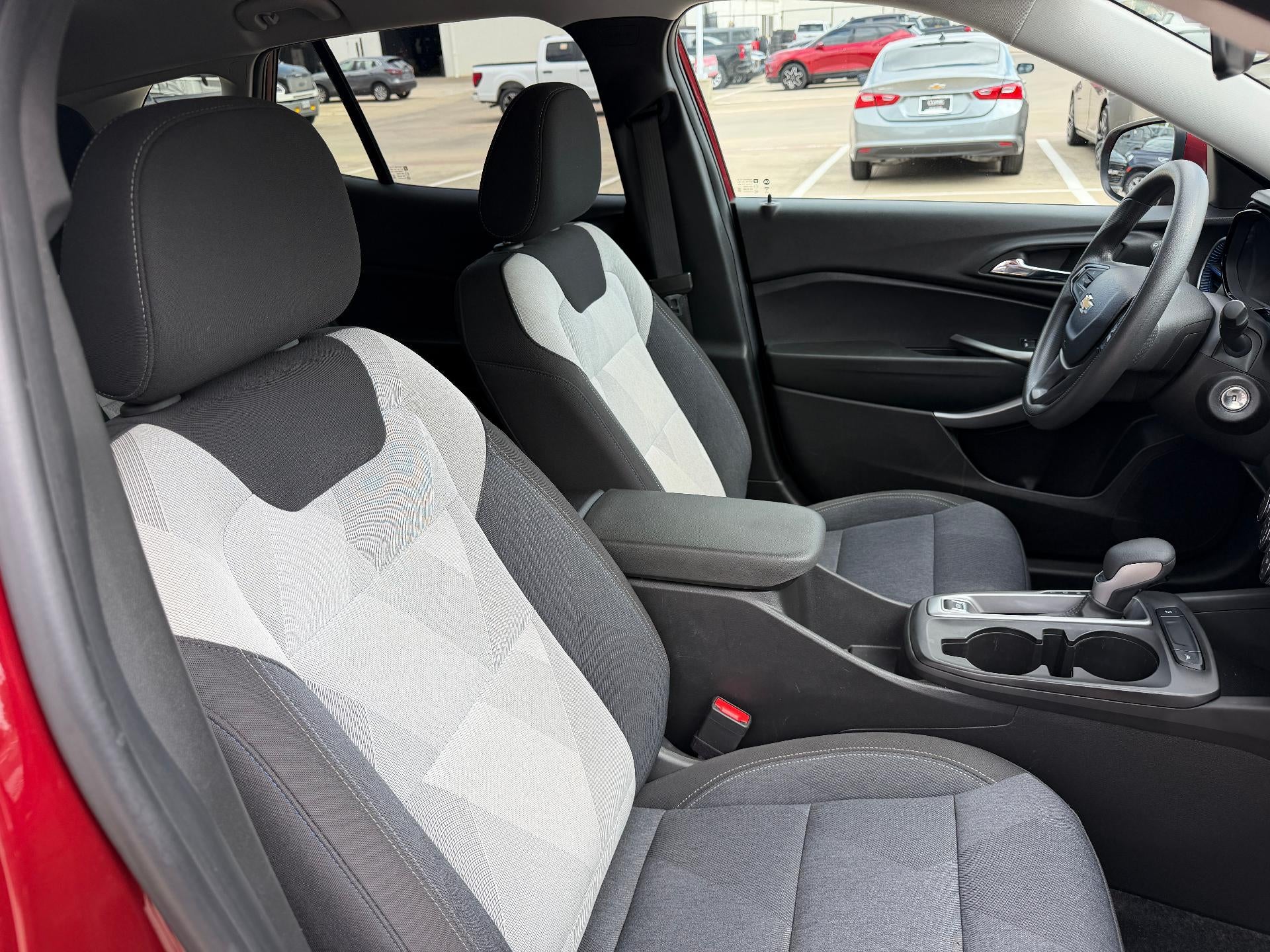 2024 Chevrolet Trax FWD 4dr LS