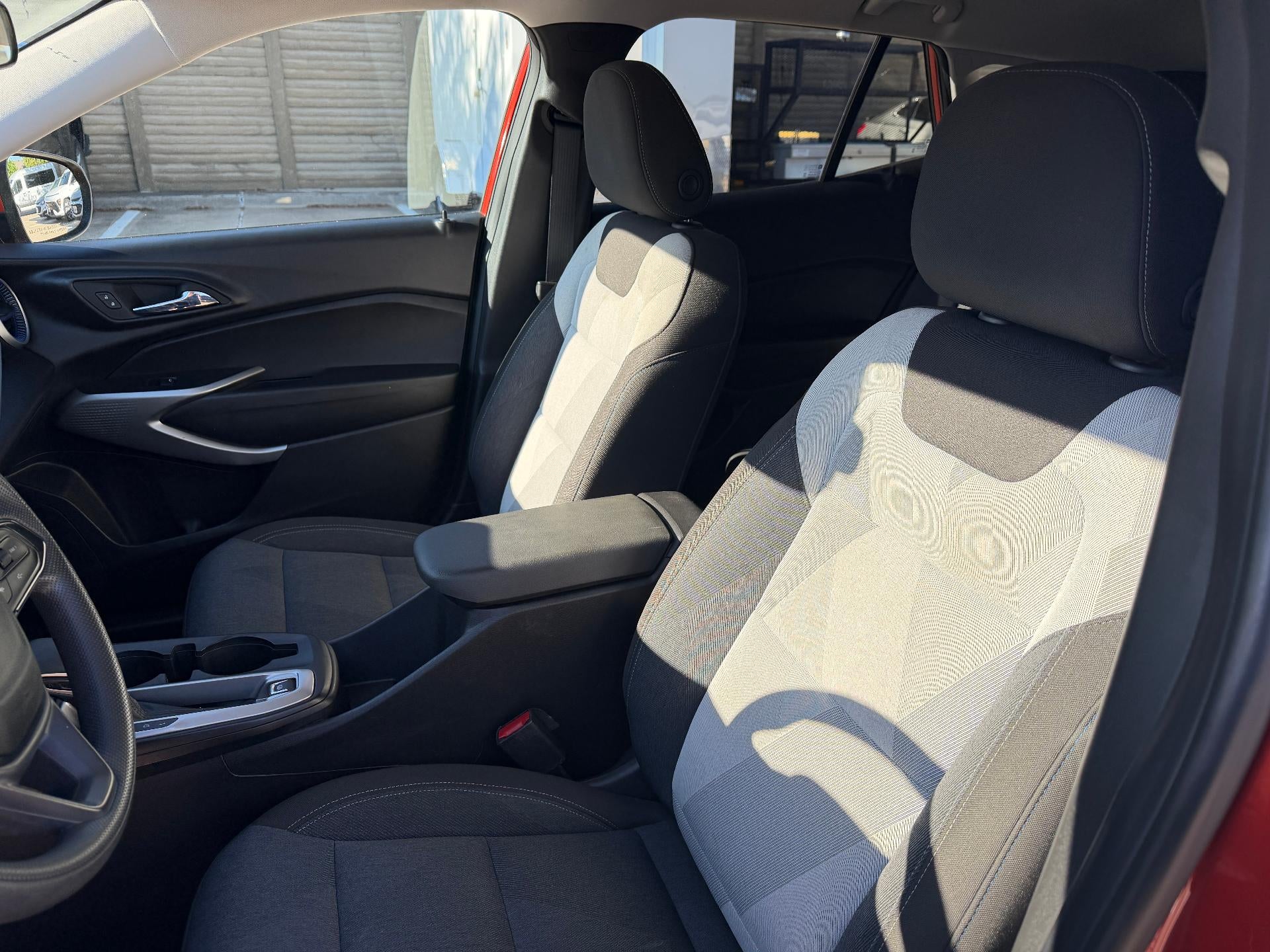 2024 Chevrolet Trax FWD 4dr LS