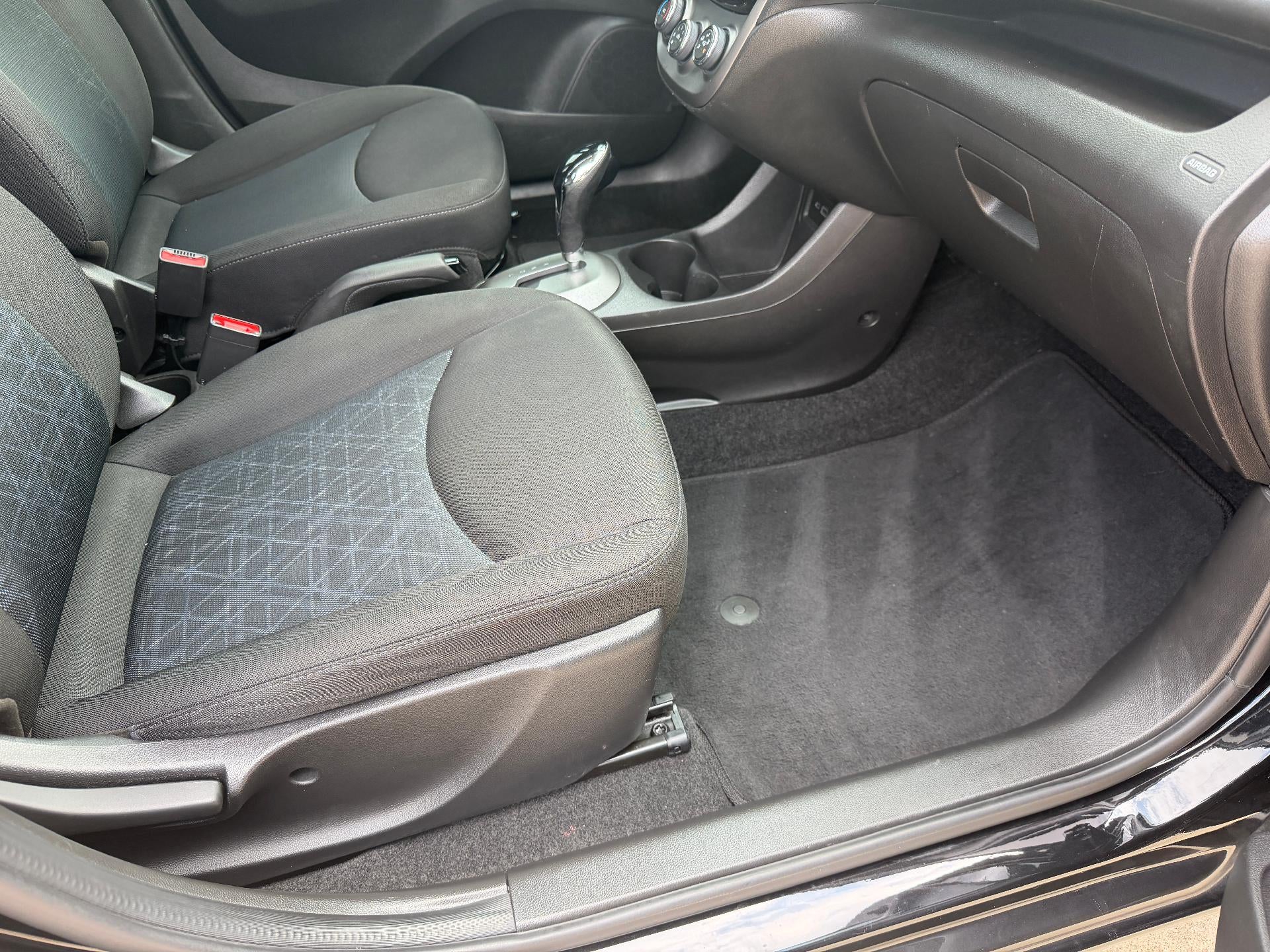 2022 Chevrolet Spark 4dr HB CVT LS
