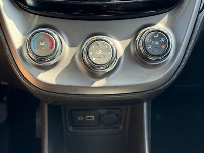 2022 Chevrolet Spark 4dr HB CVT 1LT